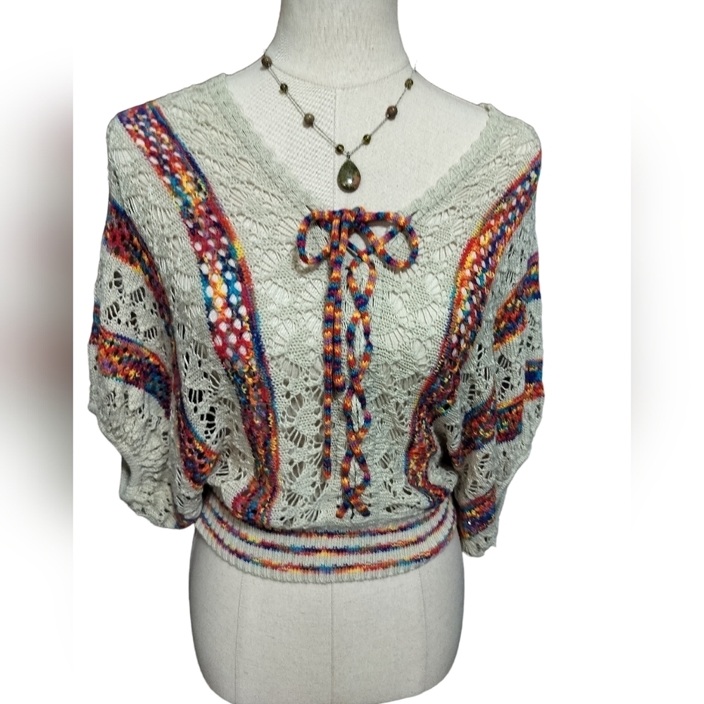 2016) Roommates Rainbow -cream Pullover Crochet Poncho Size Medium